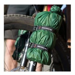 Cage De Bikepacking 2 En 1 Sur Fourche Vélo Outpost Cargo Blackburn 10 Cage De Bikepacking 2 En 1 Sur Fourche Vélo Outpost Cargo Blackburn -Apidura Soldes cage bikepacking fourche blackburn 4