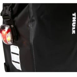 Double Sacoche Noire Sur Porte-bagages 13L Shield Pannier Thule 12 Double Sacoche Noire Sur Porte-bagages 13L Shield Pannier Thule -Apidura Soldes double sacoche noire sur porte bagages 13l shield pannier thule full 5