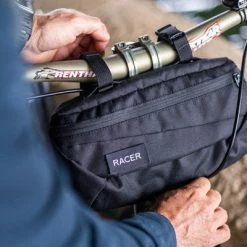Sac Banane Convertible Sacoche Guidon 2L The Bridge Racer 8 Sac Banane Convertible Sacoche Guidon 2L The Bridge Racer -Apidura Soldes sac banane convertible sacoche guidon 2l the bridge racer full 3