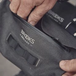 Sacoche Guidon Brooks Scape 3L Pour Gravel Et Bikepacking -Apidura Soldes sacoche guidon brooks scape 3l pour gravel et bikepacking full 4