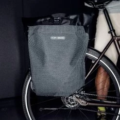 Sacoche Vélo Réfléchissante Vario PS High Visibility Ortlieb 13 Sacoche Vélo Réfléchissante Vario PS High Visibility Ortlieb -Apidura Soldes sacoche velo ortlieb vario p high visibility 5