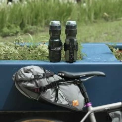 Stabilisateur De Sacoche De Selle Bikepacking Woho -Apidura Soldes stabilisateur sacoche de selle woho 1